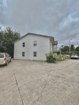 Falcon Ct and Wren St Fourplex - Fourplex or Quadplex