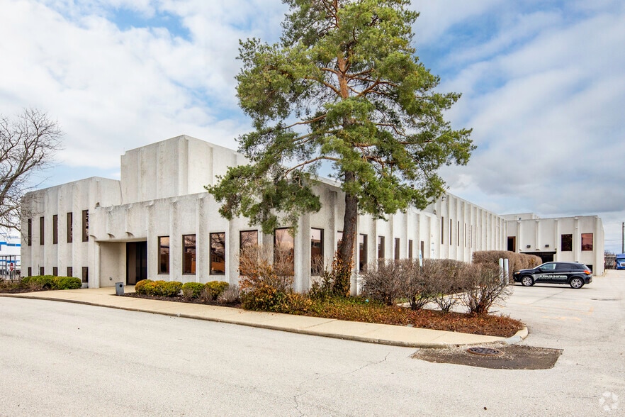 1645 Birchwood Ave, Des Plaines, IL for sale - Building Photo - Image 3 of 7