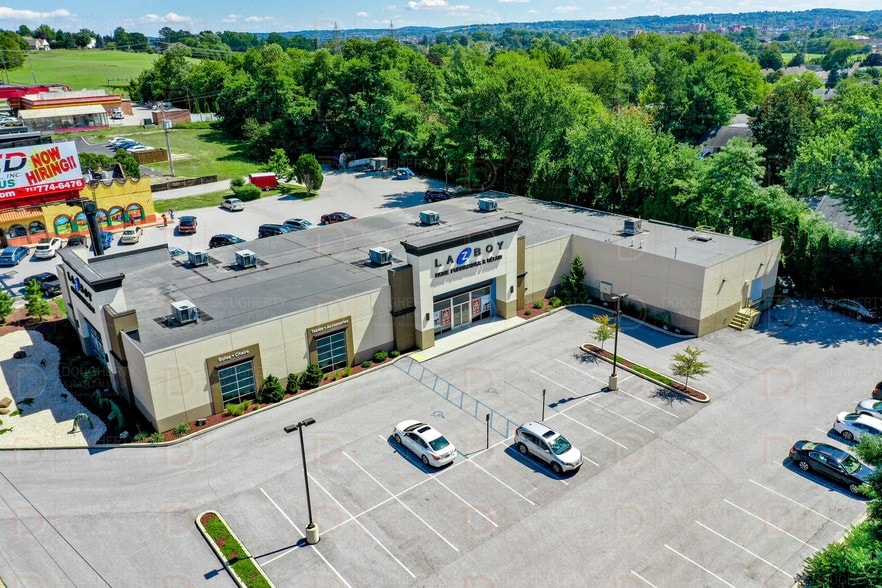 728 Loucks Rd, York, PA 17404