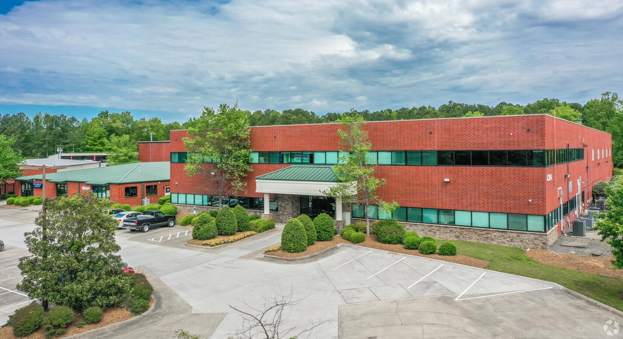 4324 S Alston Ave, Durham, NC for lease Primary Photo- Image 1 of 10