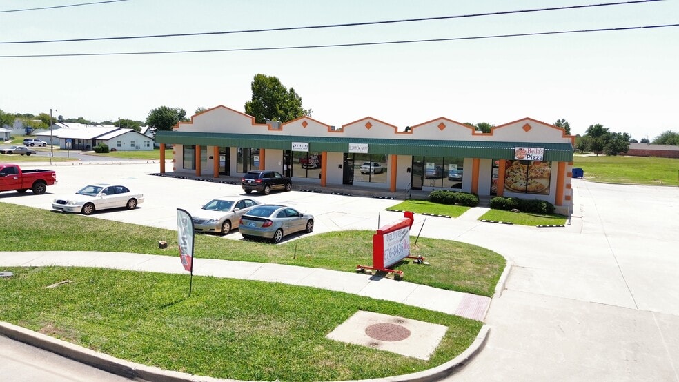 1200-1210 NW 12th St, Moore, OK for lease - Building Photo - Image 3 of 5