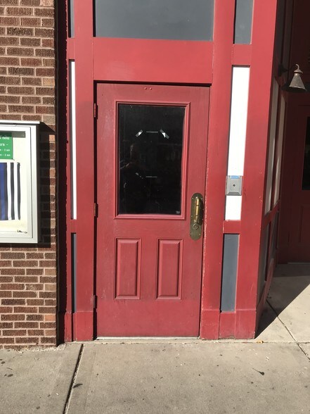 312 W 3rd St, Davenport, IA for sale - Primary Photo - Image 1 of 1