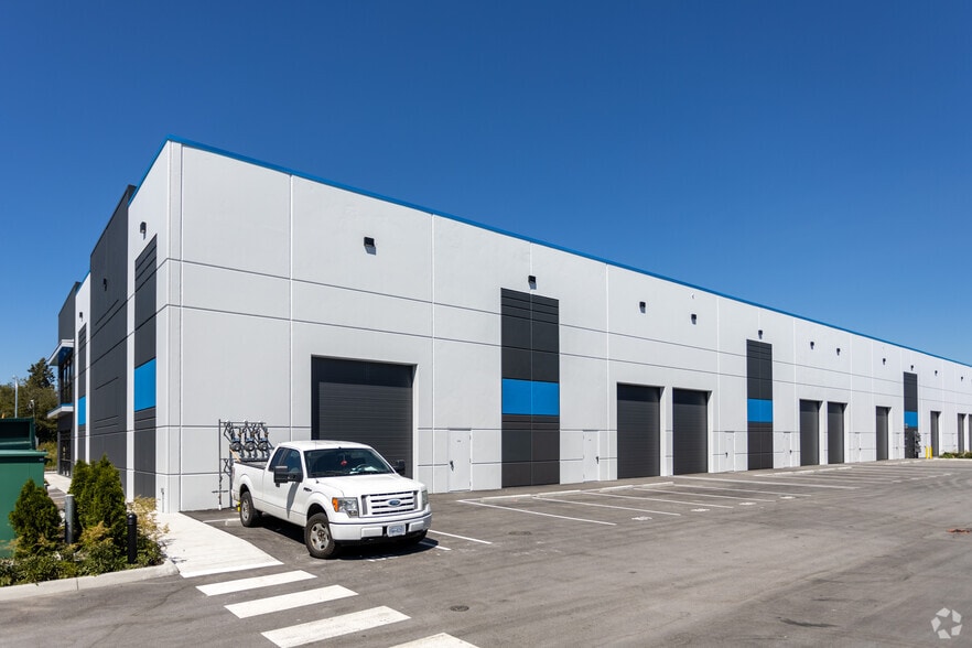 6286 203 St, Langley, BC for lease - Building Photo - Image 2 of 9