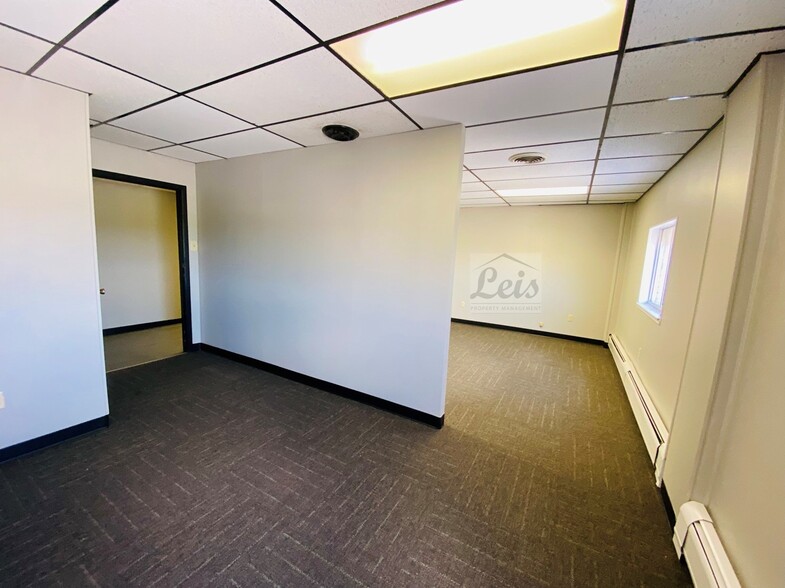 4505 N Main St, Dayton, OH for lease - Interior Photo - Image 2 of 13