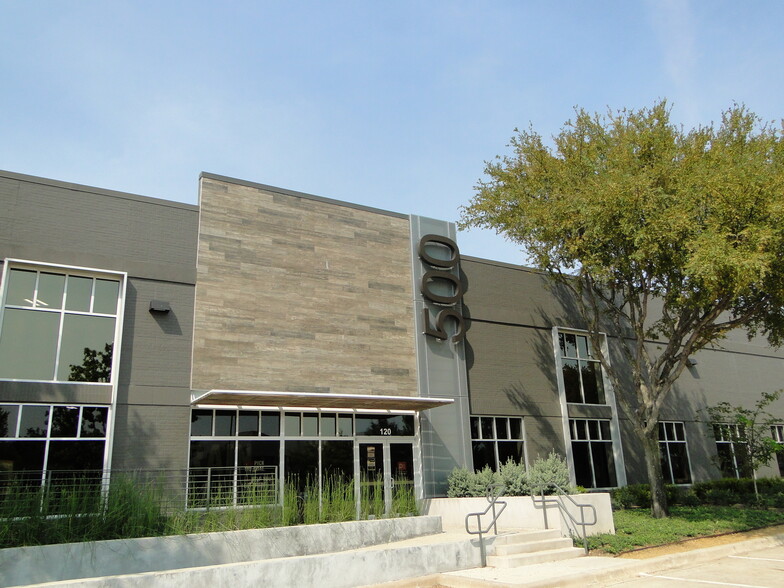 500 W Bethany Dr, Allen, TX for lease - Building Photo - Image 1 of 9