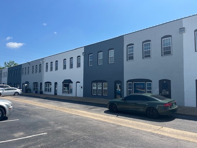 2200 Colonial Ave, Norfolk, VA for lease - Building Photo - Image 2 of 4