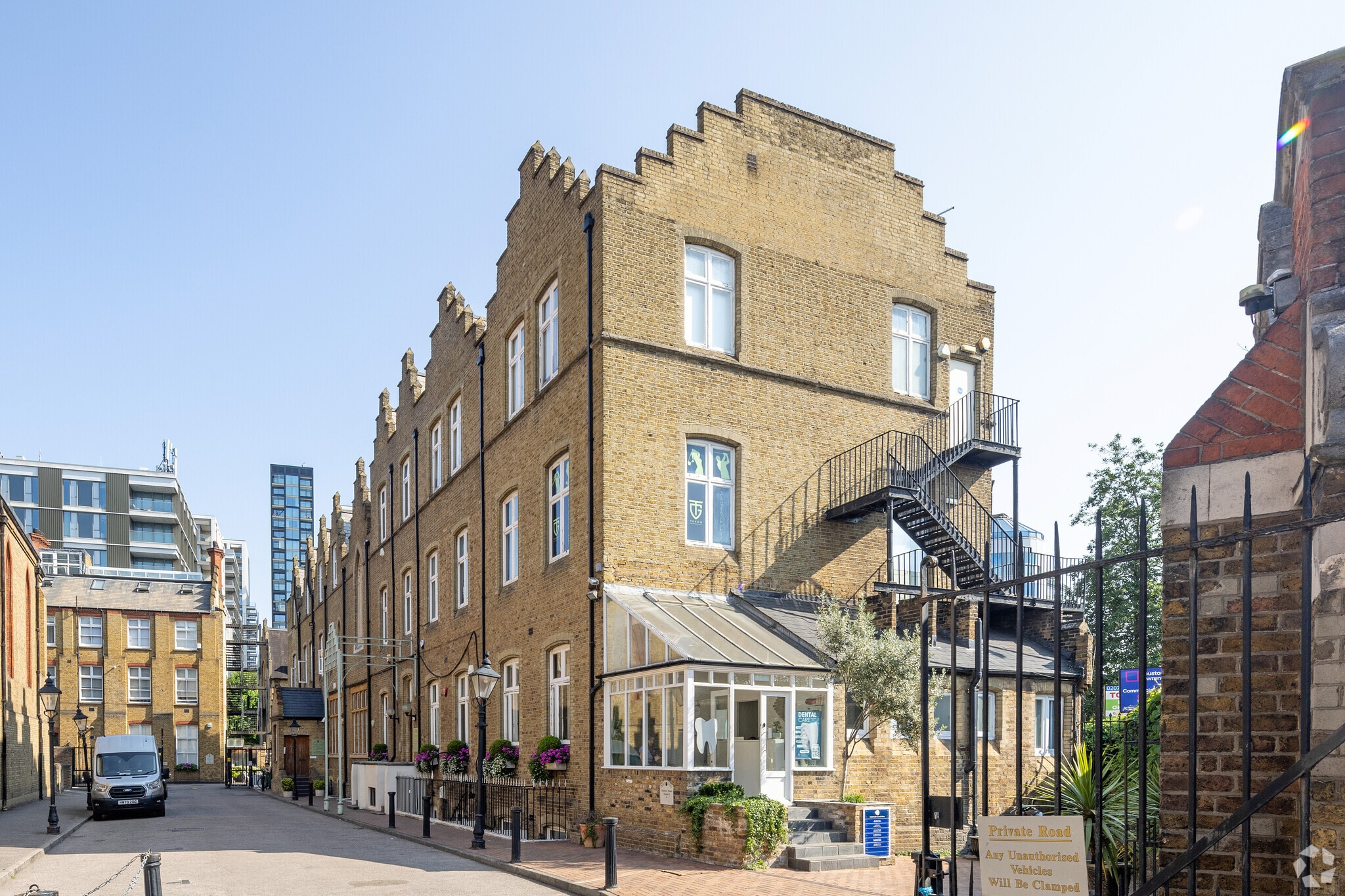 8 Battersea Park Rd, London for lease Primary Photo- Image 1 of 12