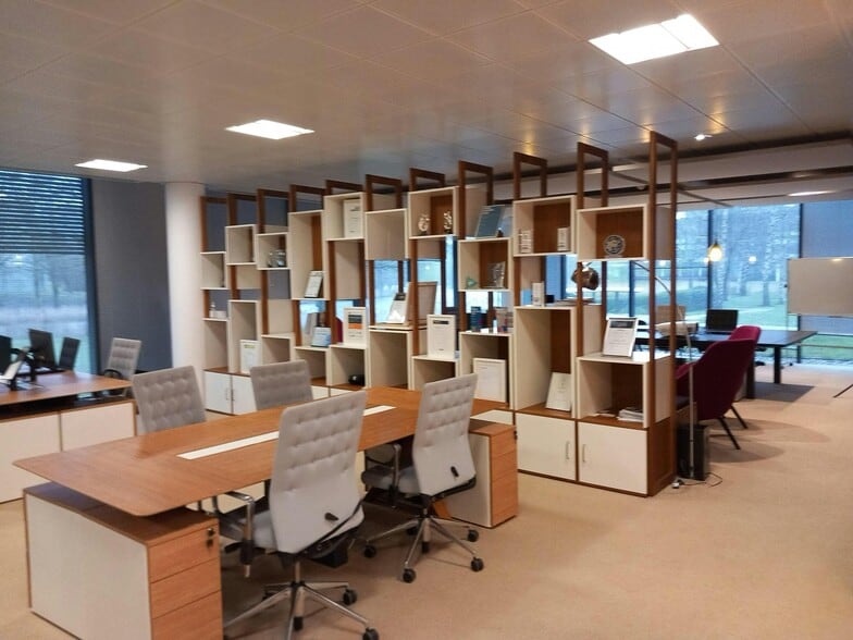 100 Longwater Ave, Reading for lease - Interior Photo - Image 3 of 13