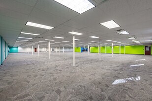 1300 E Rusk St, Jacksonville TX - Warehouse