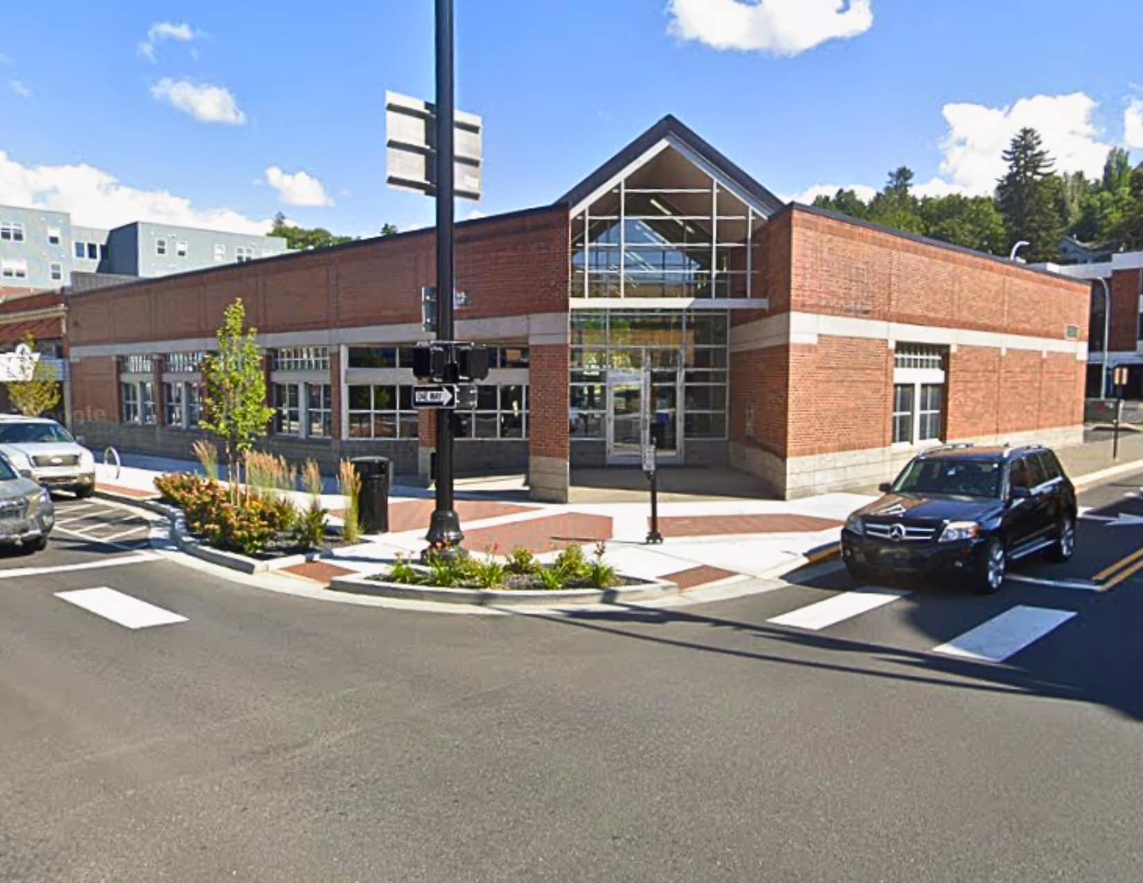 301 E Main St, Pullman, WA for lease Building Photo- Image 1 of 9