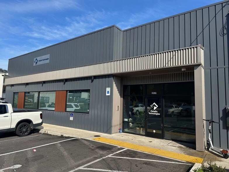 2917 NW Nicolai St, Portland, OR for lease - Building Photo - Image 3 of 5