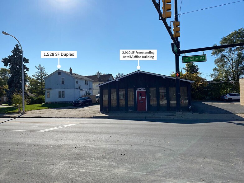 3737 12 Mile Rd, Berkley, MI 48072