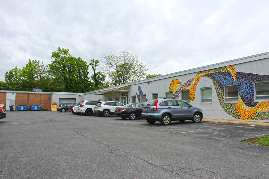 300 N Stonestreet Ave, Rockville, MD for lease - Building Photo - Image 1 of 16