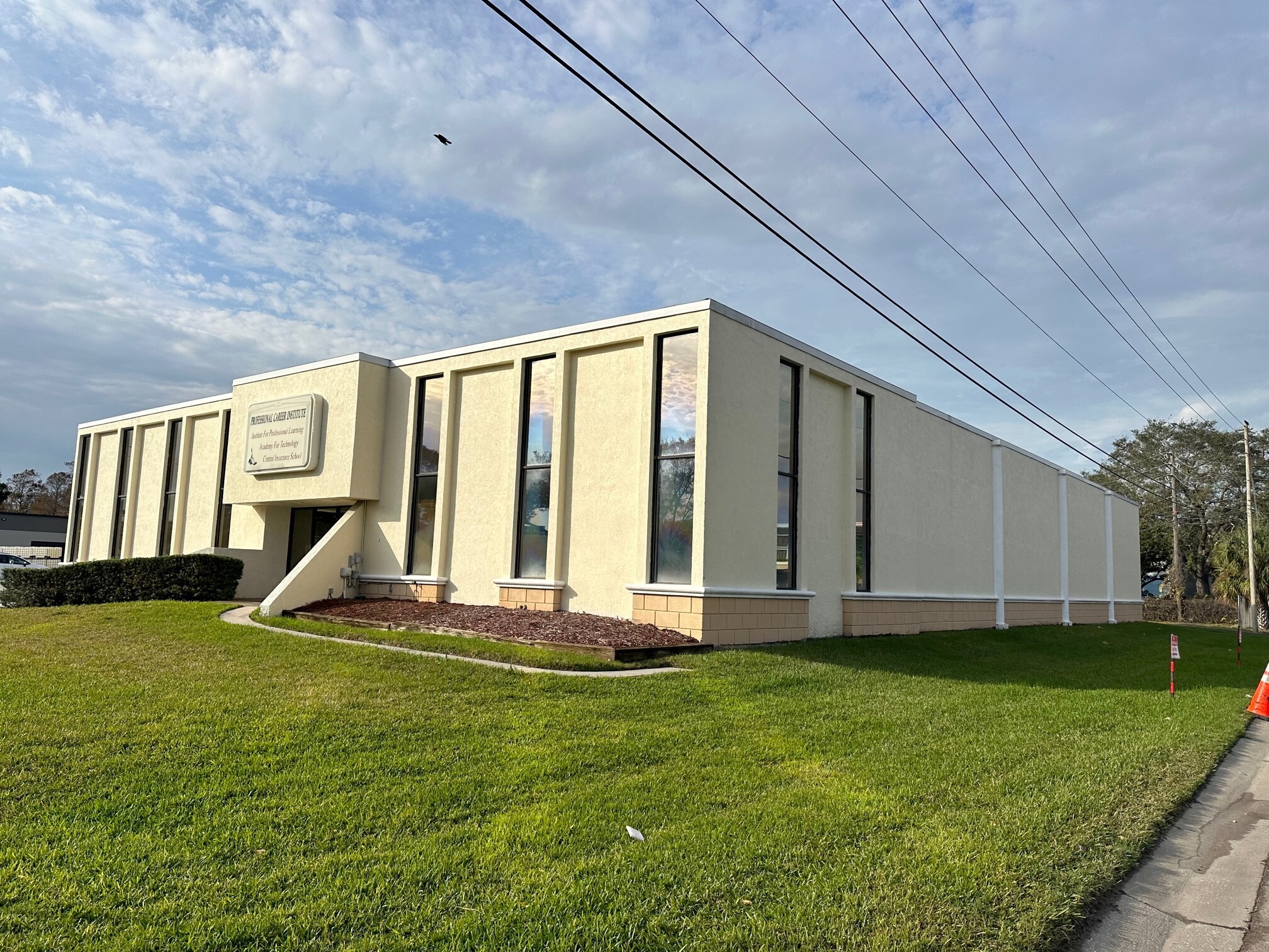 13246 38TH St N, Clearwater, FL for lease Building Photo- Image 1 of 15