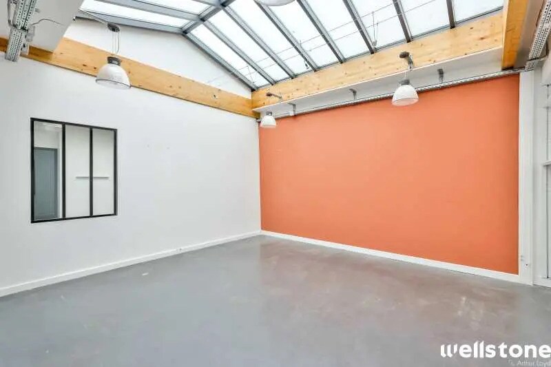 12 Avenue Parmentier, Paris for sale - Interior Photo - Image 3 of 10