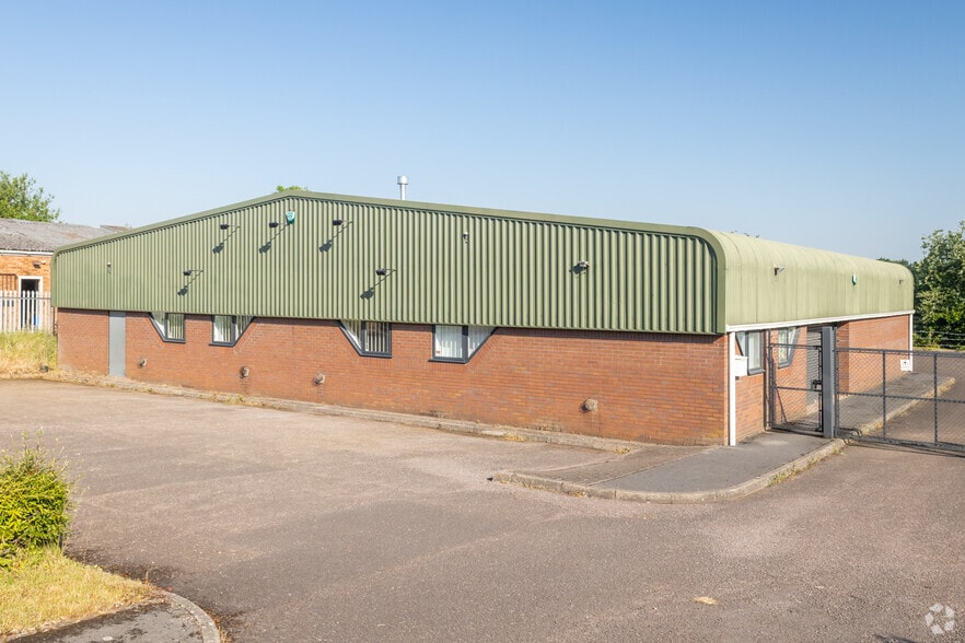 22 Somers Rd, Rugby for lease - Primary Photo - Image 1 of 3