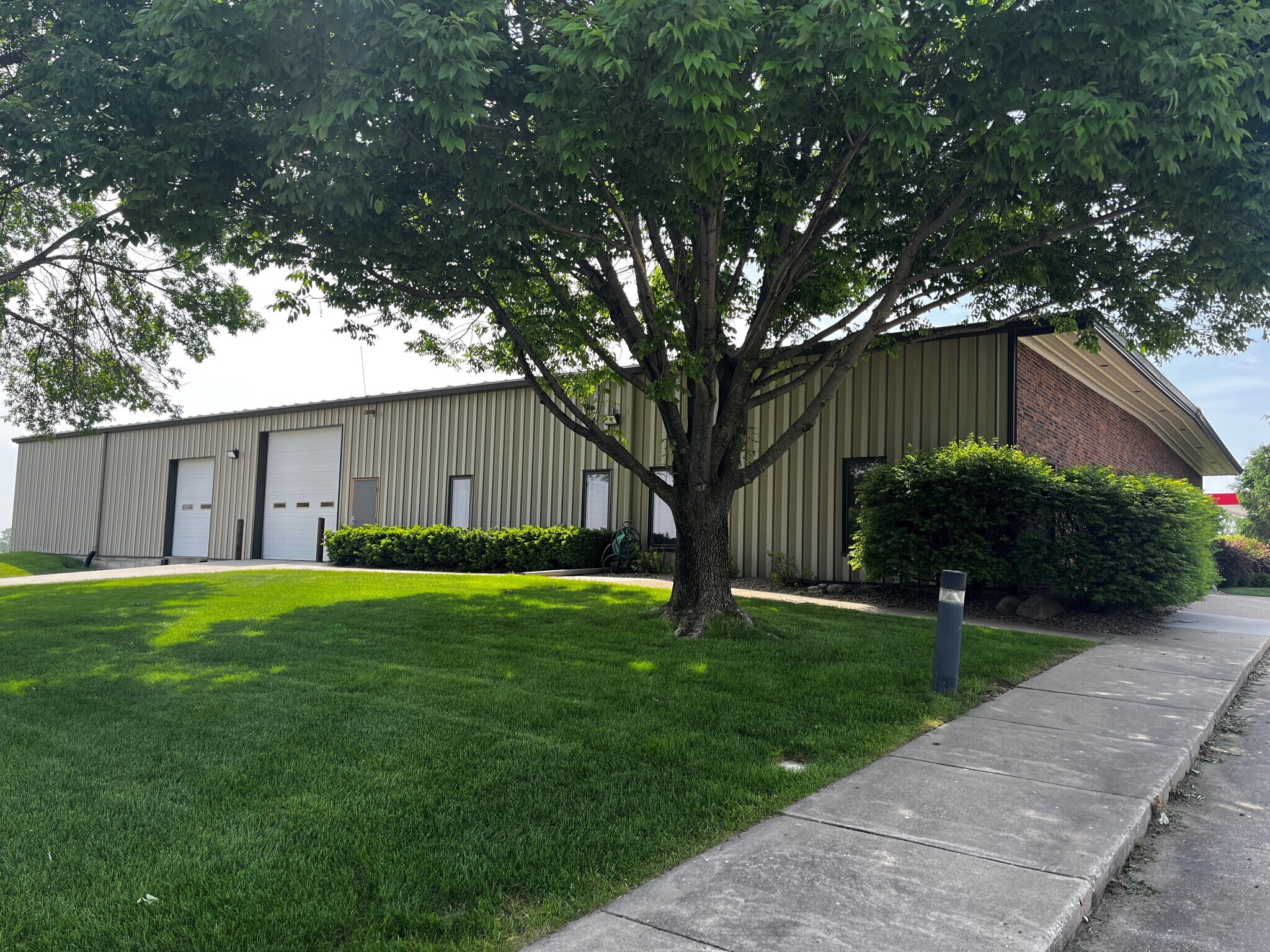 3260 Ute Ave, Waukee, IA 50263 Flex for Lease