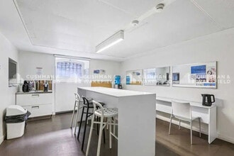 48 Rue La Pérouse, Paris for lease Interior Photo- Image 1 of 2