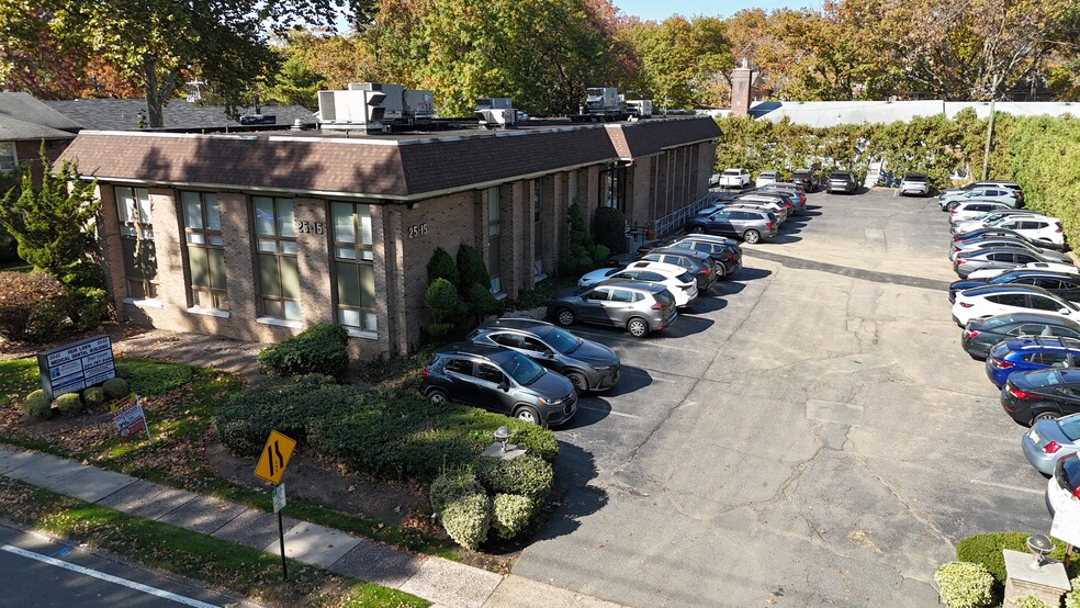 25-15 Fair Lawn Ave, Fair Lawn, NJ for lease - Building Photo - Image 2 of 5