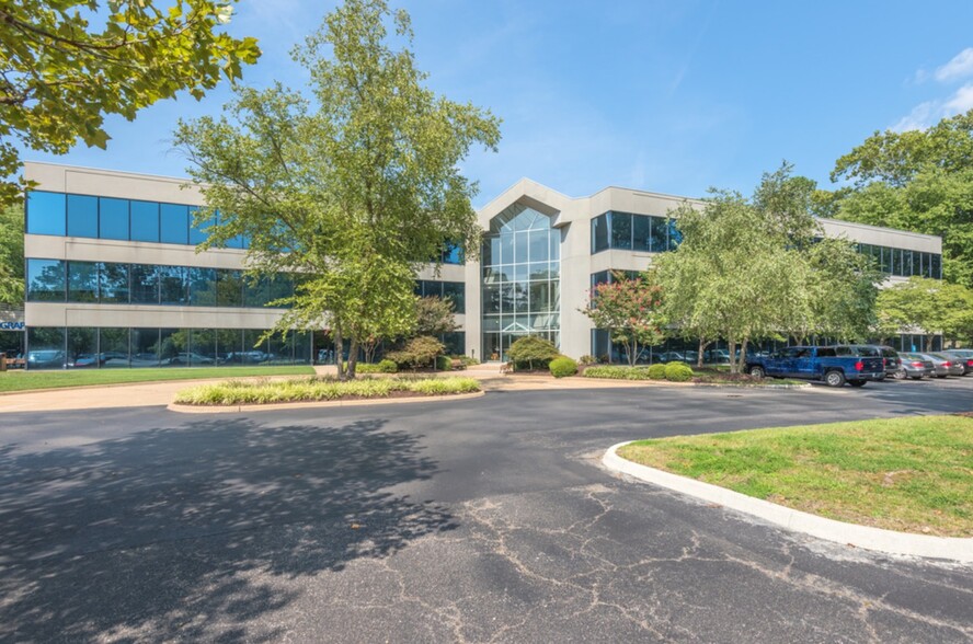 22 Enterprise Pky, Hampton, VA for lease - Building Photo - Image 1 of 12