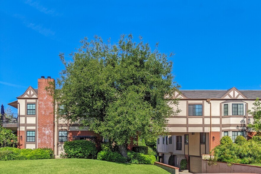 123 S Encinitas Ave, Monrovia, CA for sale - Building Photo - Image 1 of 1