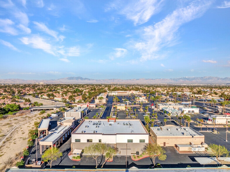 178 N Pecos Rd, Henderson, NV for sale - Building Photo - Image 3 of 7