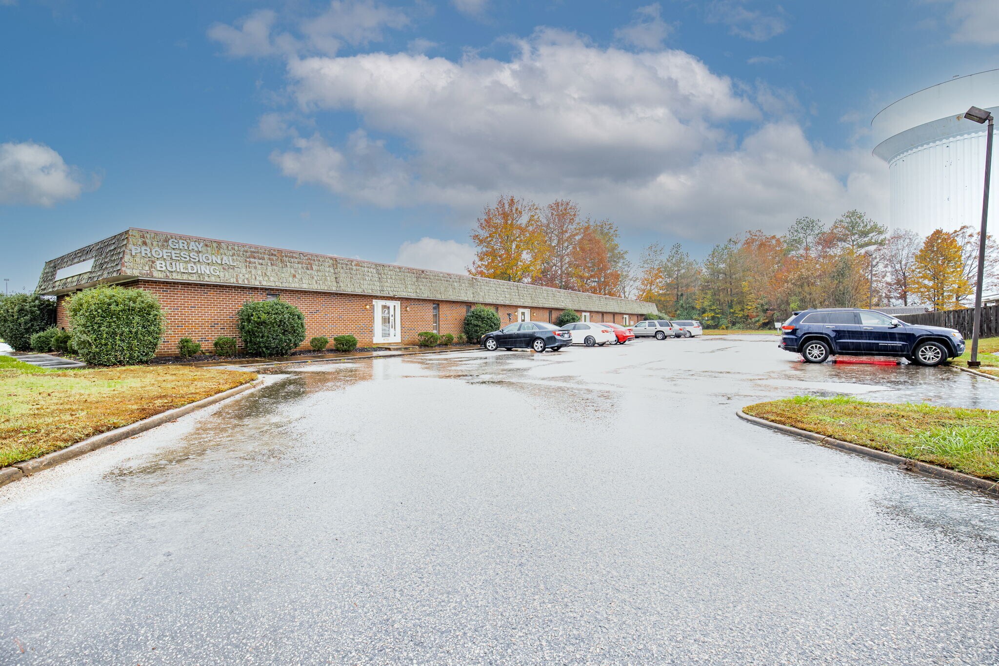 11300 Iron Bridge Rd, Chester, VA 23831