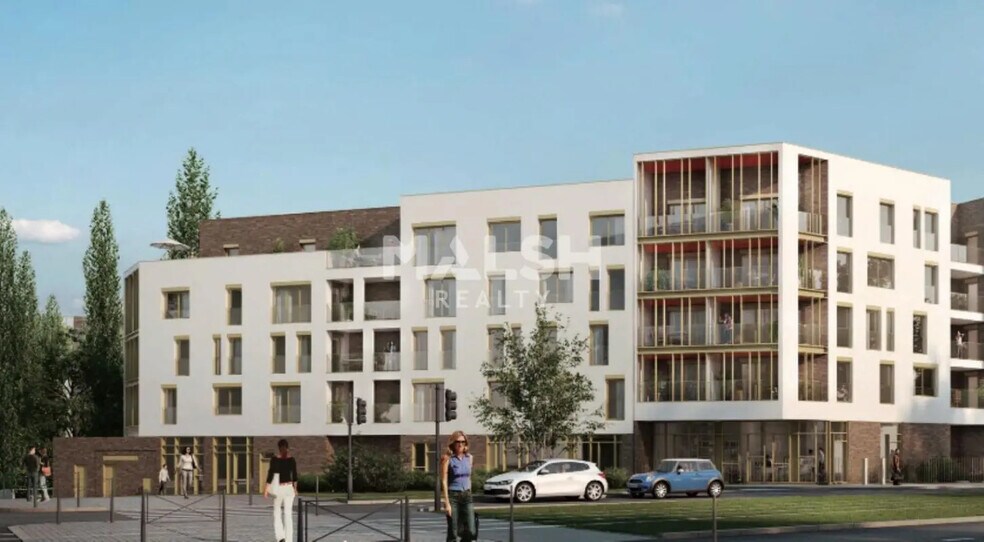 Retail in Bron for sale - Building Photo - Image 2 of 6