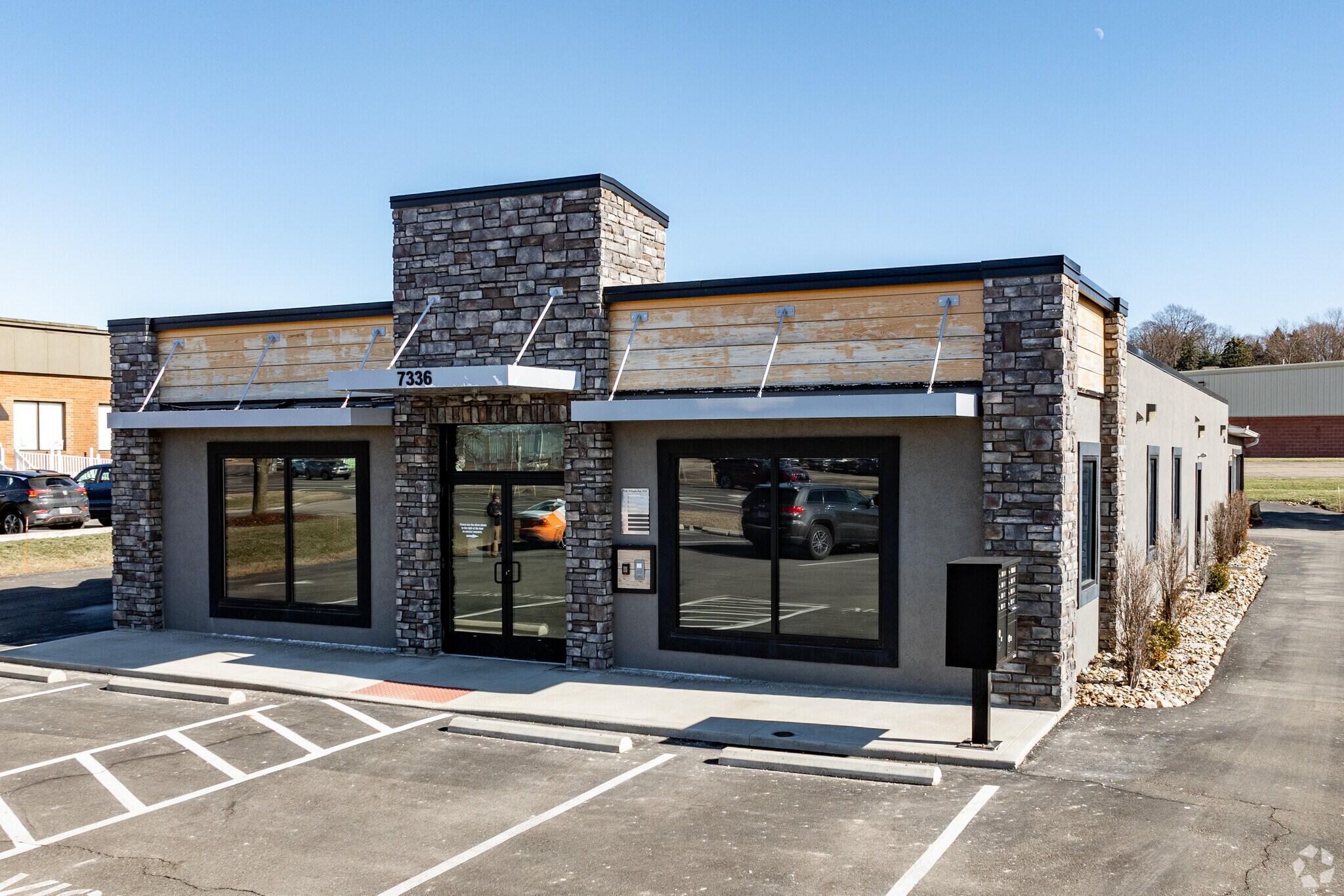 7336 Whipple Ave NW, Canton, OH for sale Primary Photo- Image 1 of 1