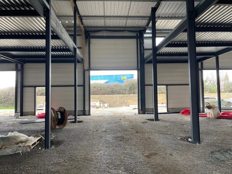 Flex in Lunel for sale - Building Photo - Image 3 of 10