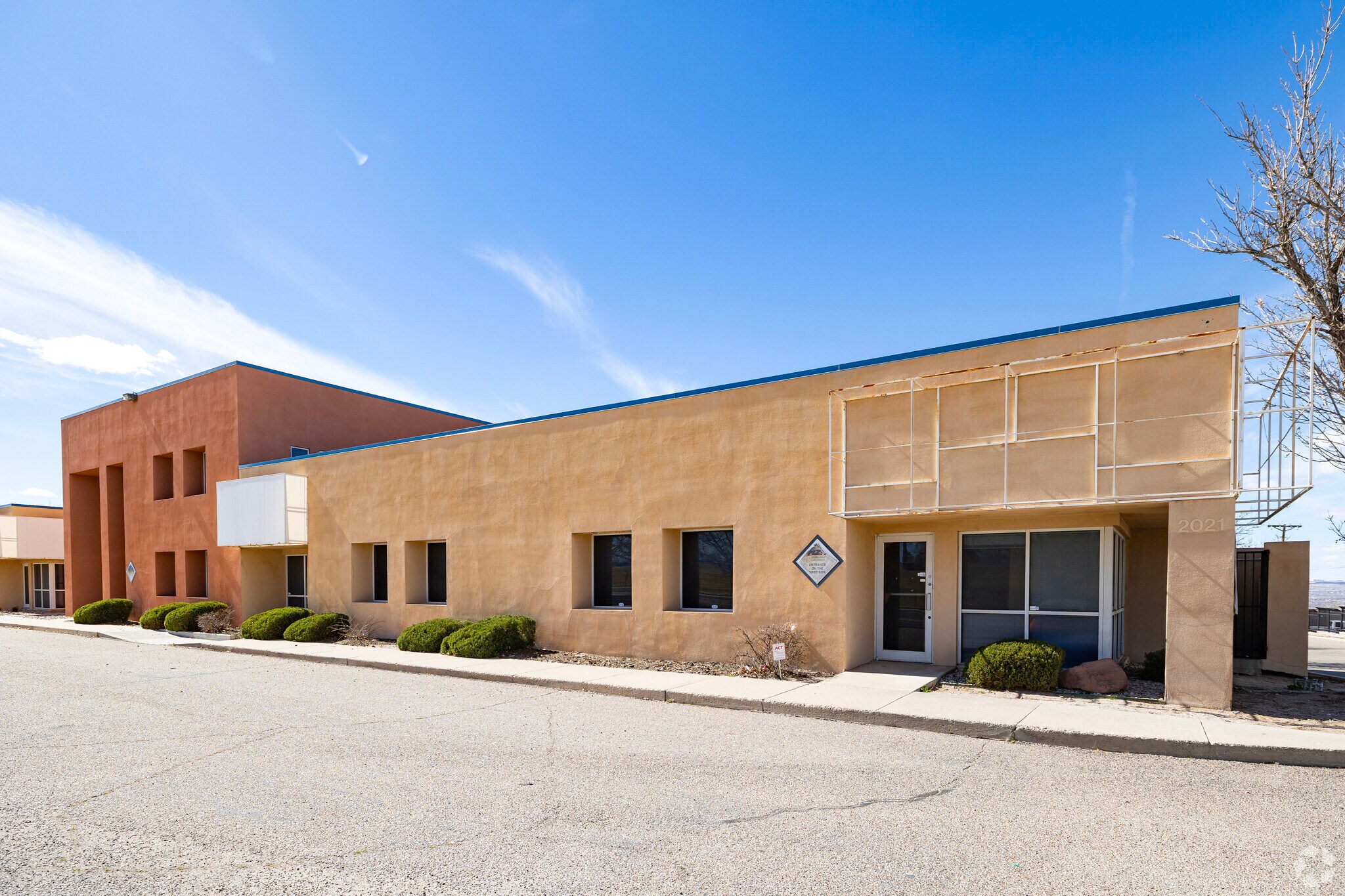 2021 Girard SE, Albuquerque, NM for sale Primary Photo- Image 1 of 6