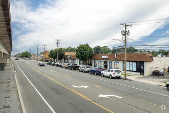 622-640 Oak St, Copiague, NY - AERIAL map view - Image1