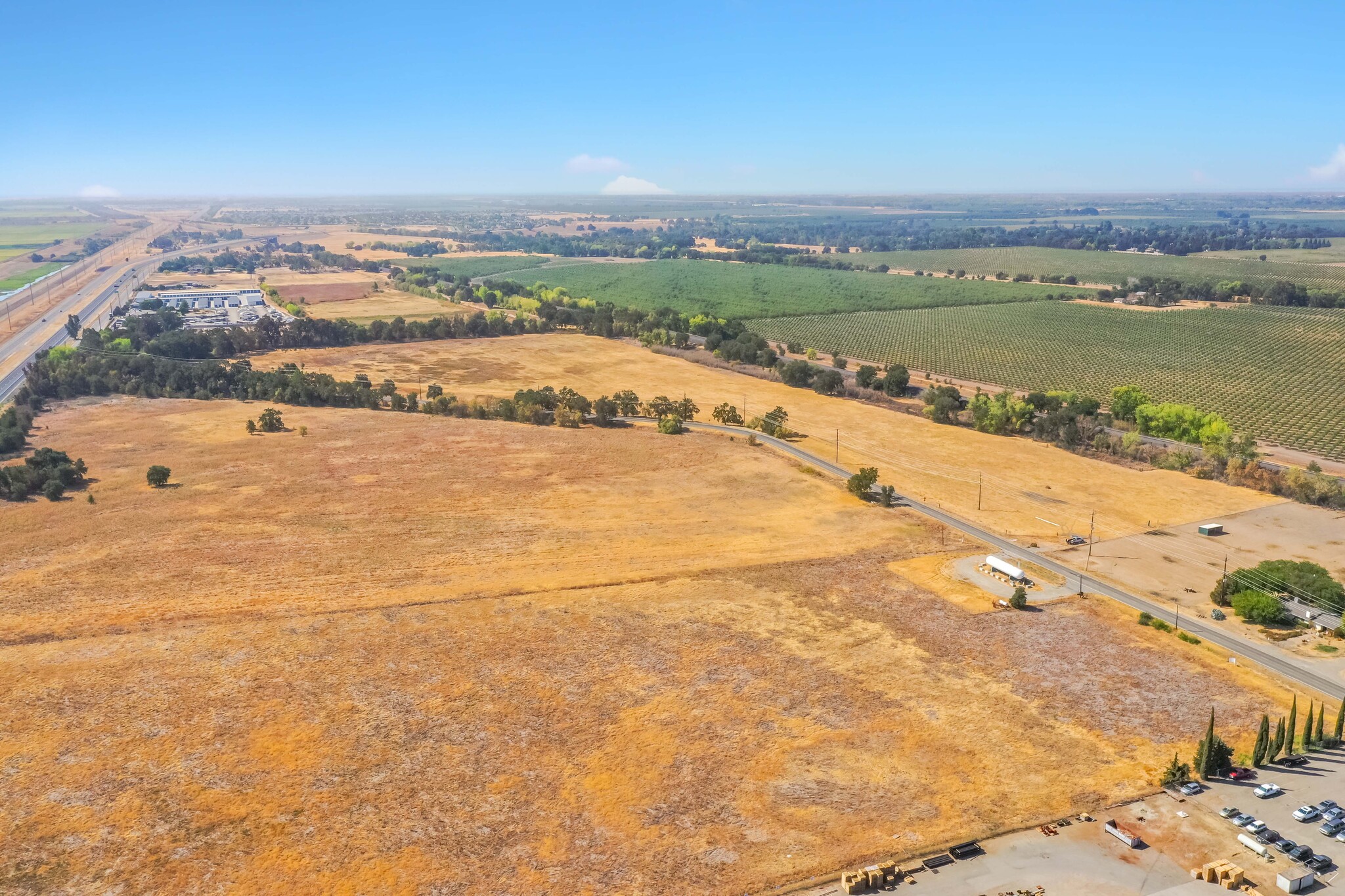 Plumas Arboga Road, Olivehurst, CA for sale Primary Photo- Image 1 of 18