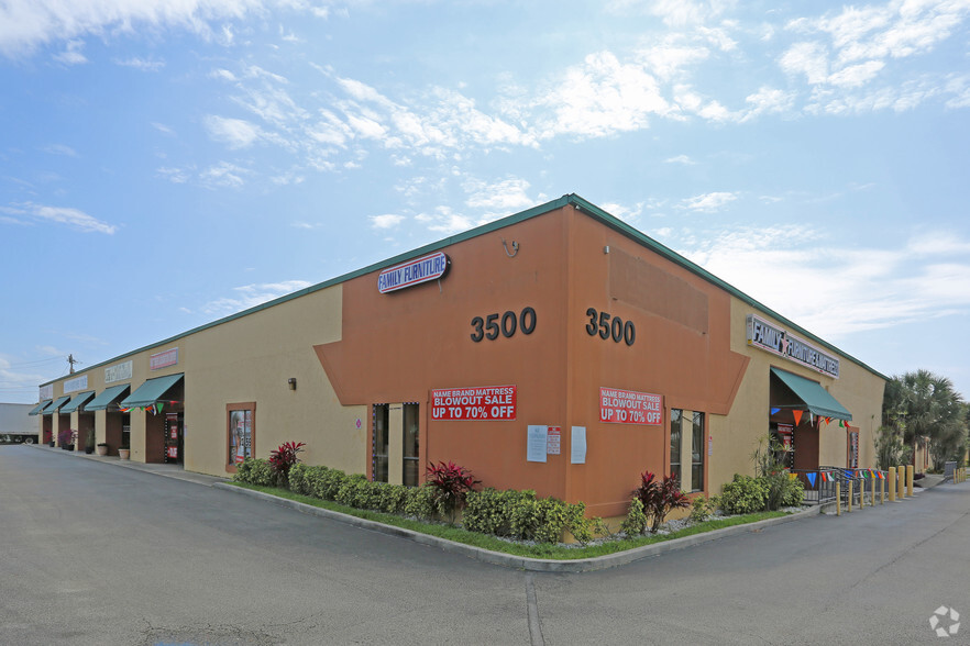 3500 45th St, West Palm Beach, FL for lease - Primary Photo - Image 1 of 12