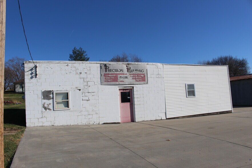 205 S Commercial St, Carson, IA for sale - Primary Photo - Image 1 of 1