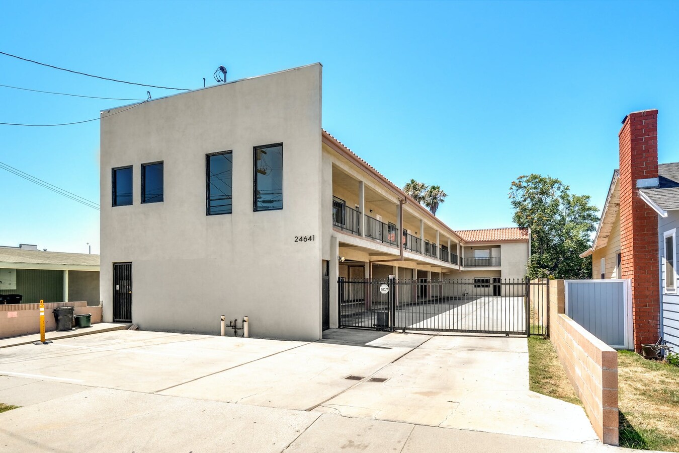 24641 Eshelman Ave Lomita Ca 90717 Loopnet Com