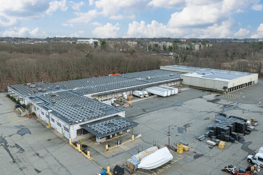 60 Olympia Ave, Woburn, MA for sale - Primary Photo - Image 1 of 1