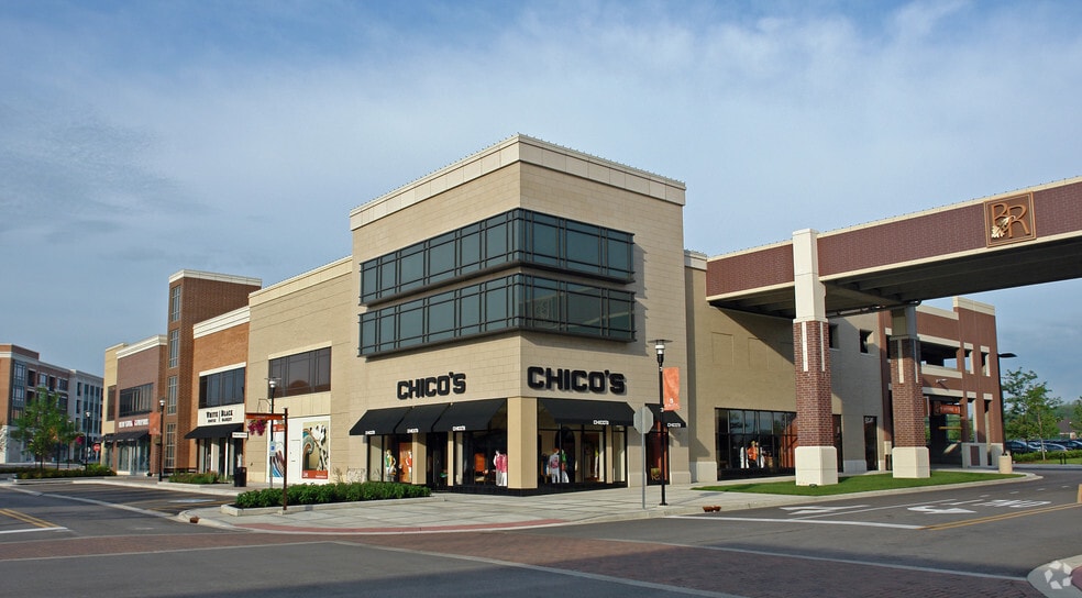 595 Village Center Dr, Burr Ridge, IL for lease - Building Photo - Image 3 of 7