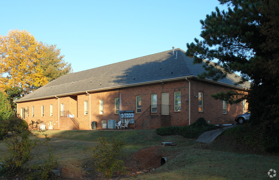 1305 Hembree Rd, Roswell, GA for lease - Building Photo - Image 2 of 8