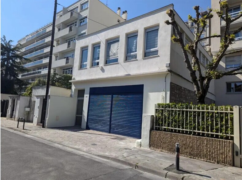 Retail in Courbevoie for sale - Building Photo - Image 2 of 10