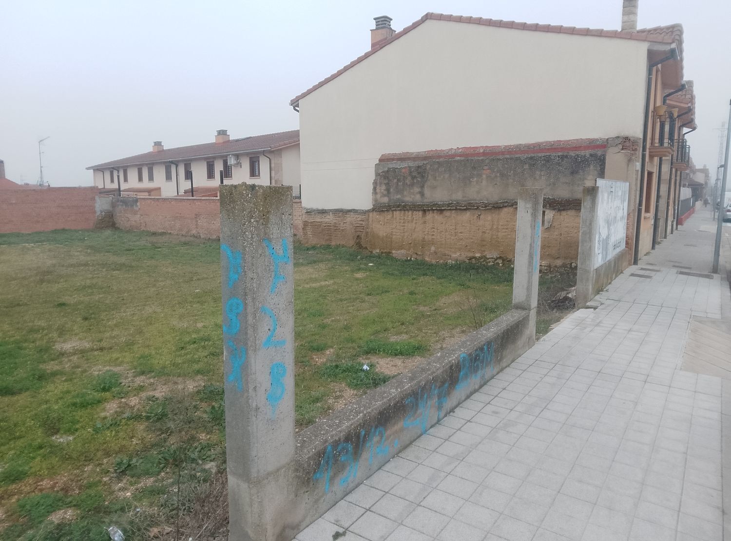 Land in Villamuriel de Cerrato for sale Building Photo- Image 1 of 9