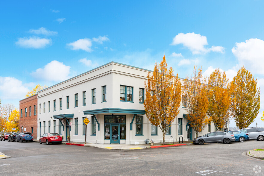 711 Court a, Tacoma, WA for lease - Building Photo - Image 1 of 12