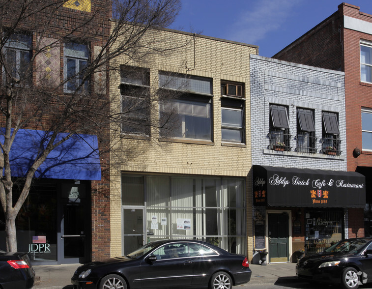 15 E Coffee St, Greenville, SC for lease - Primary Photo - Image 1 of 5