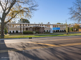 Gross Point Medical Center - Parking Garage