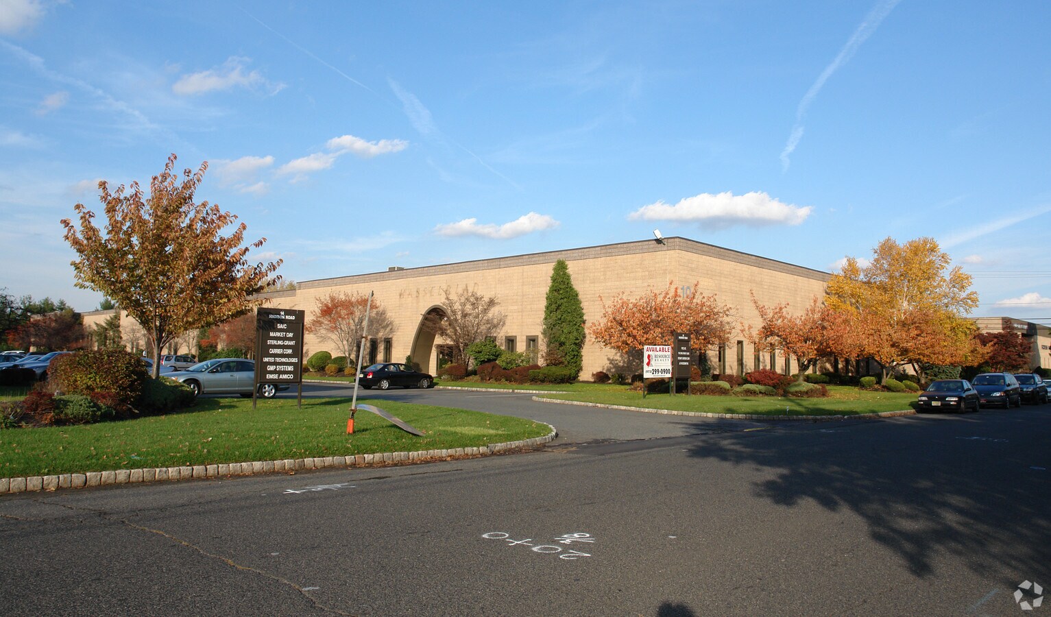 10 Madison Rd, Fairfield, NJ 07004