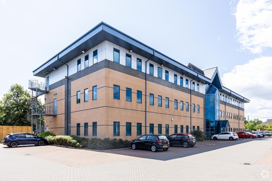 Fudan Way, Thornaby for sale - Primary Photo - Image 1 of 1