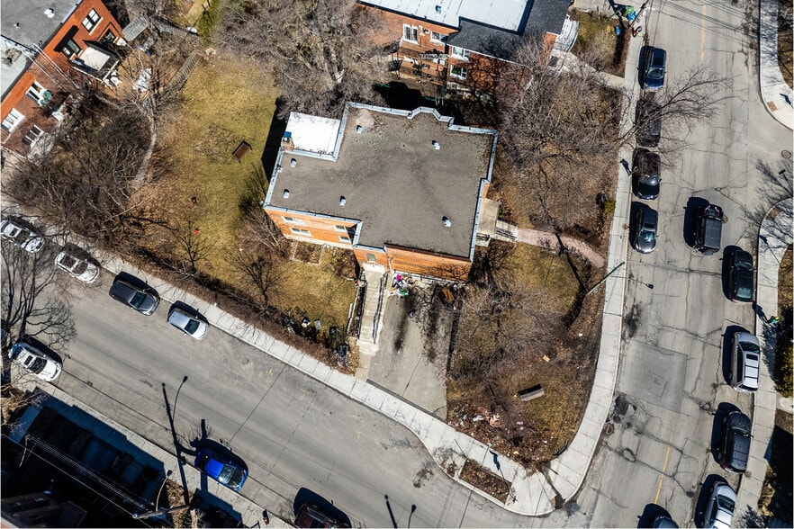 5165 Av Isabella, Montréal, QC for sale - Building Photo - Image 3 of 5