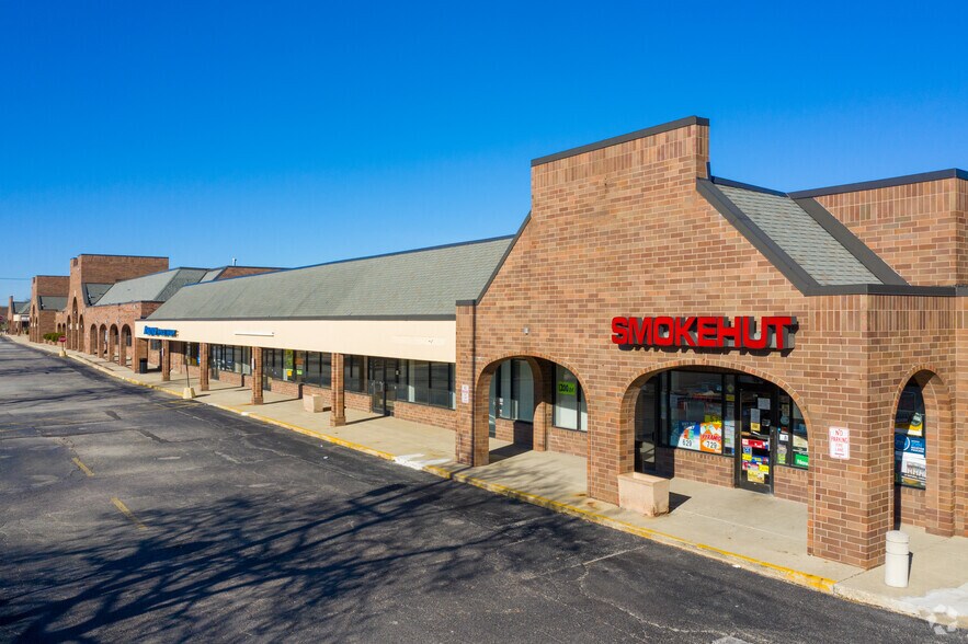 1142-1172 W Lake Cook Rd, Buffalo Grove, IL for sale - Building Photo - Image 1 of 1