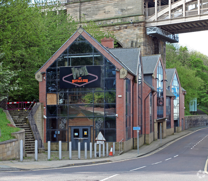 Pipewellgate, Gateshead for sale - Building Photo - Image 2 of 3