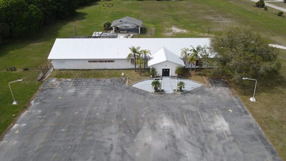 1855 SW 53rd St, Okeechobee, FL for sale - Building Photo - Image 1 of 1